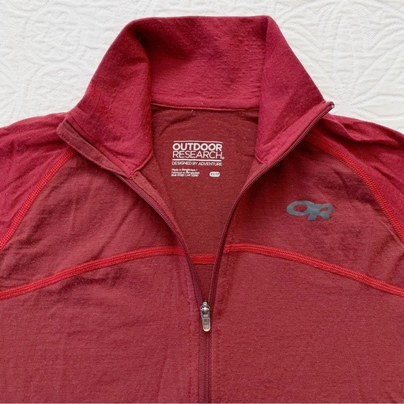 Outdoor Research Women's Alpine Onset 1/2-Zip Merino Wool Baselayer Top - Picture 2 of 4